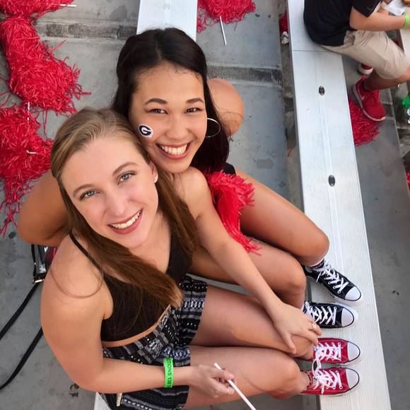 Meet your Posher, Sandra - Picture 1 of 1